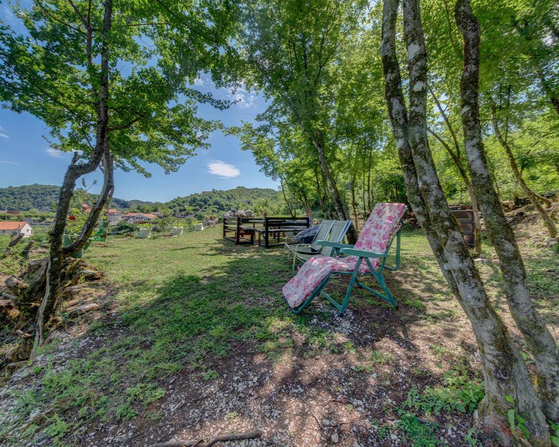 Holiday Home Pavle Rijeka Crnojevica Bagian luar foto