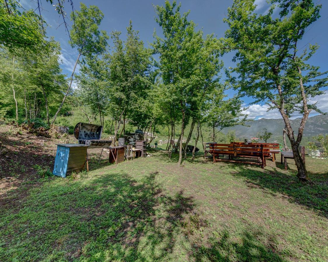 Holiday Home Pavle Rijeka Crnojevica Bagian luar foto