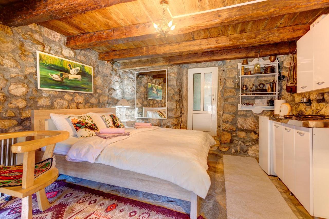 Holiday Home Pavle Rijeka Crnojevica Bagian luar foto