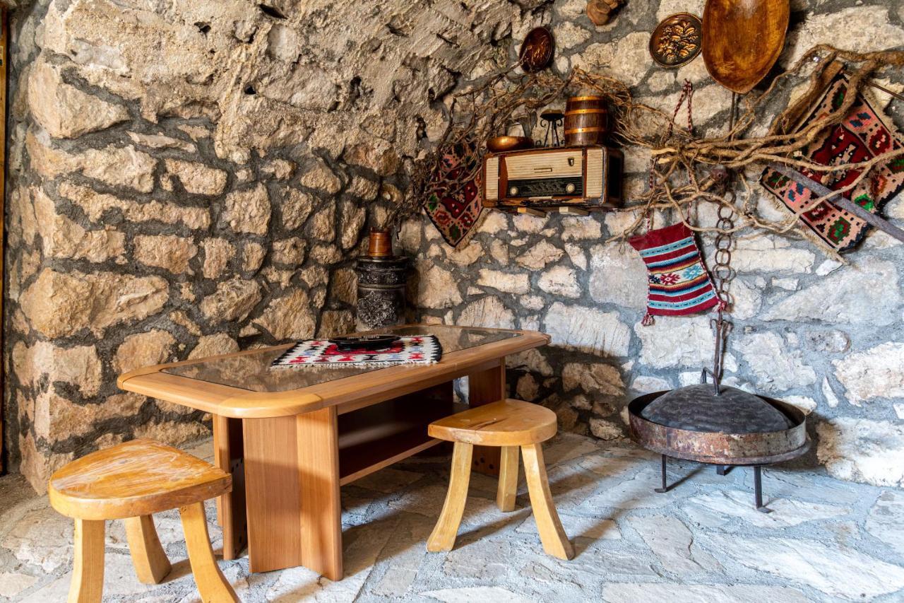 Holiday Home Pavle Rijeka Crnojevica Bagian luar foto