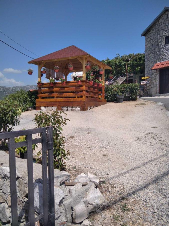 Holiday Home Pavle Rijeka Crnojevica Bagian luar foto