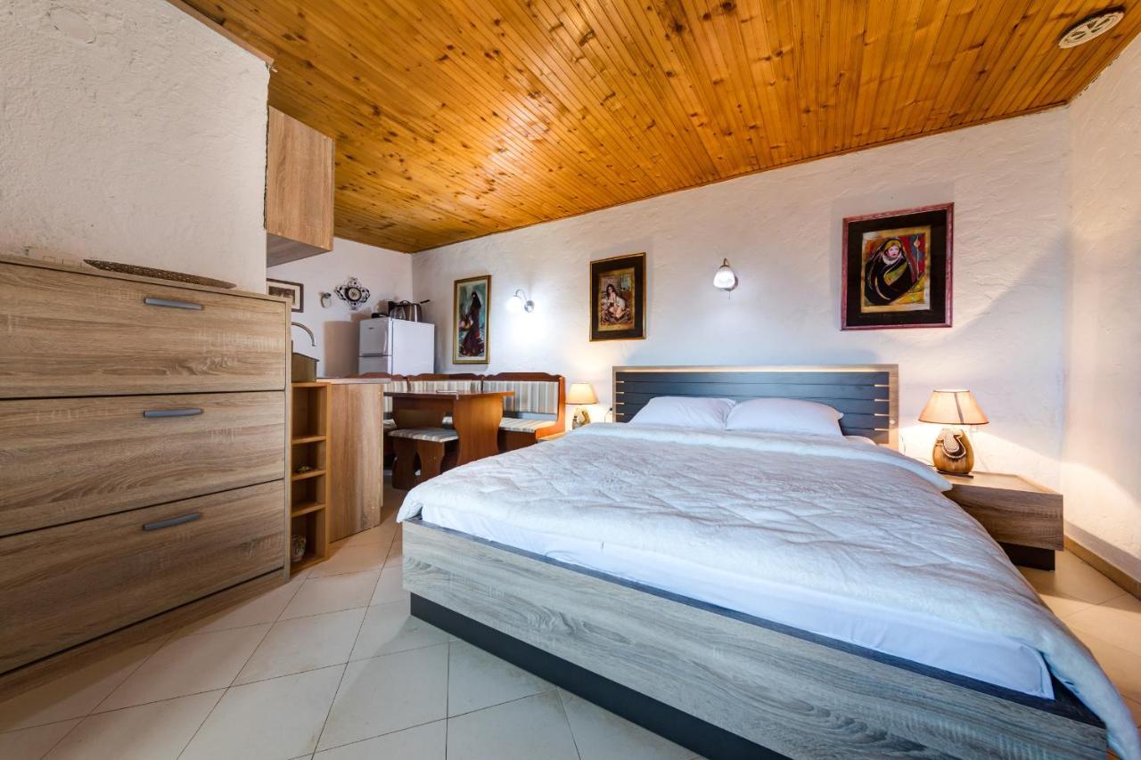 Holiday Home Pavle Rijeka Crnojevica Bagian luar foto